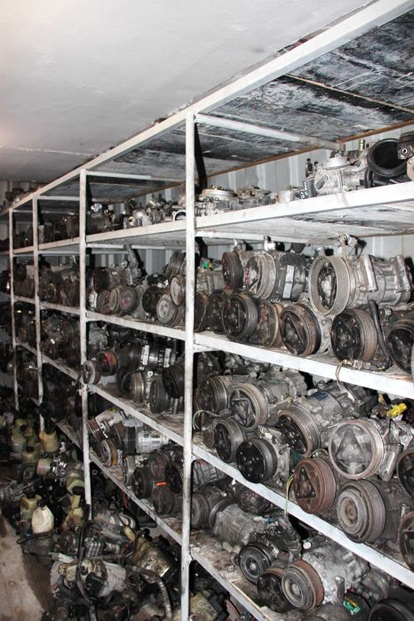 Компресор за климатик за автомобил, бус или джип