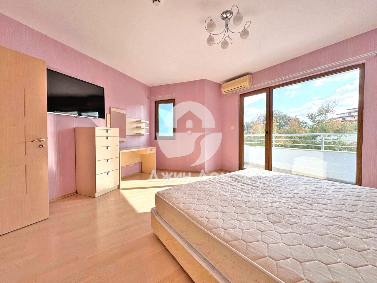 Продава се Четиристаен апартамент в к.к. Слънчев бряг - 361 кв.м за 555 €/кв.м - Снимка #5