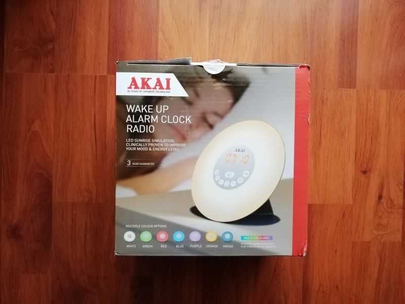 vand veioza Wake up alarm clock radio AKAI ,, nou in cutie ,,