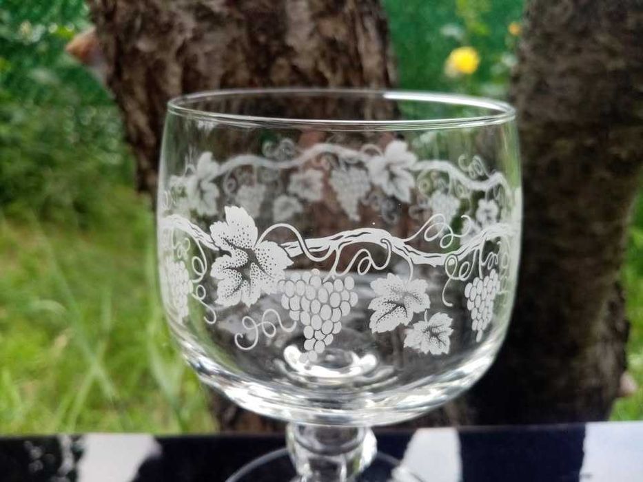 * Luminarc * - винтидж сервиз за ви.но