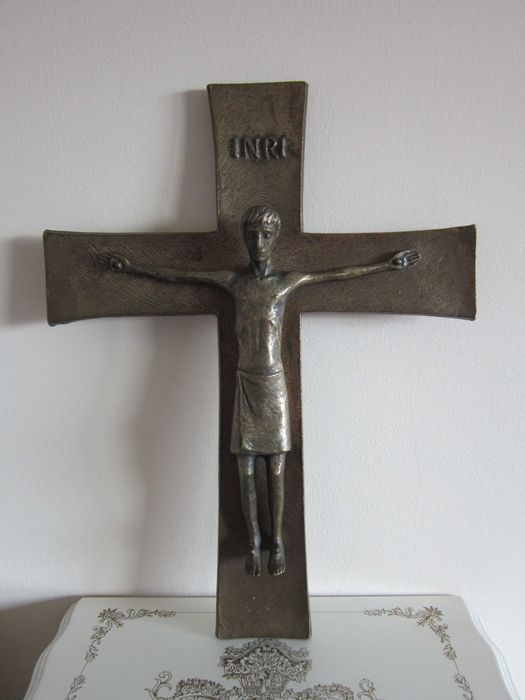 cadou rar Corpus Christi Cruce Crucifix design Weinert bronz masiv 2kg