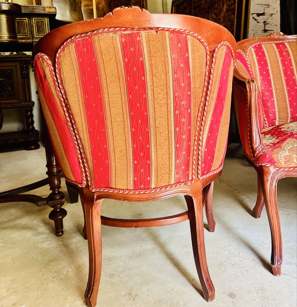 Pereche fotolii vintage din lemn masiv, stil Louis XV – deosebite