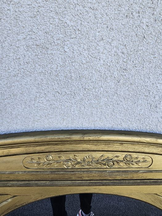 Голямо старинно огледало