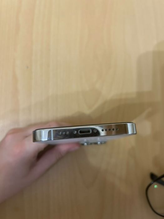 Телефон Iphone 13 pro