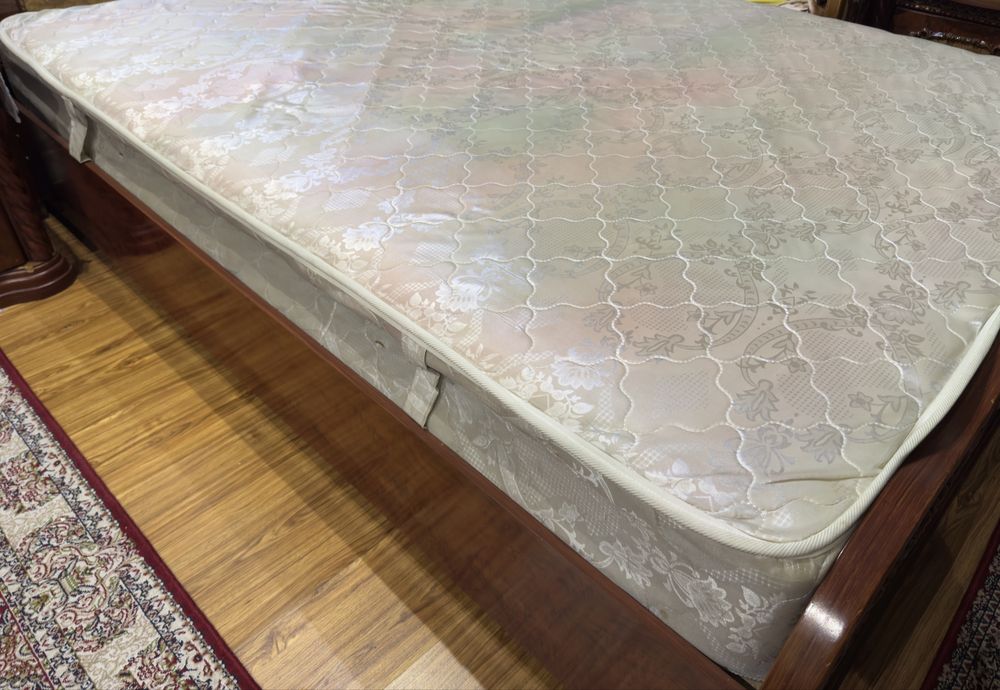 Matras b/u razmeri 2.20