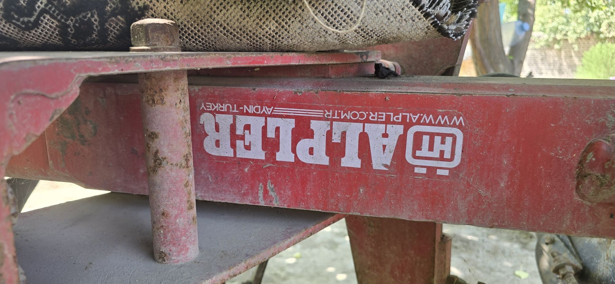 Plug sotiladi плуг сотилади