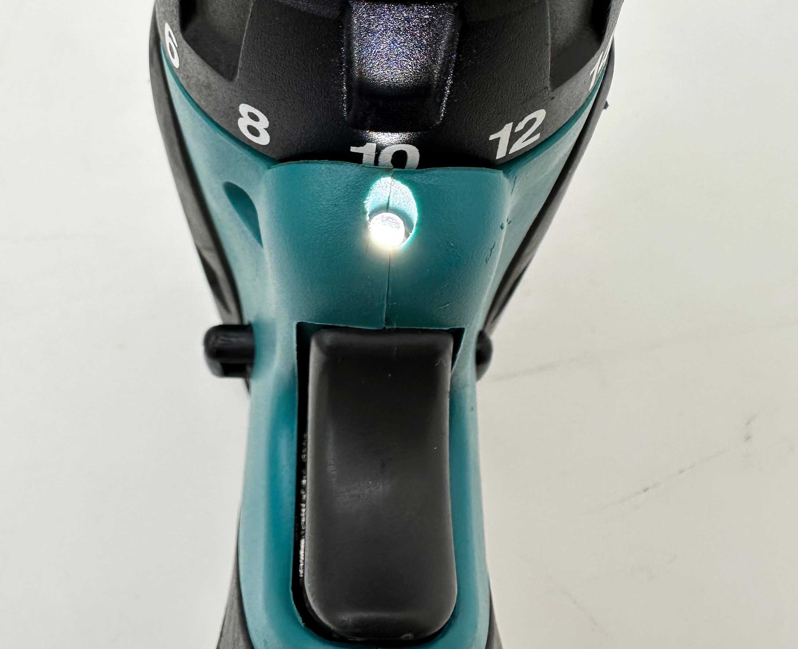 Makita DF330D - Акумулаторен винтоверт 10.8V перфектен!