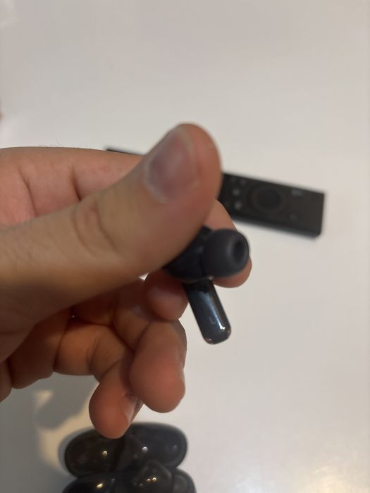 Huawei freebuds 6i putin folosite