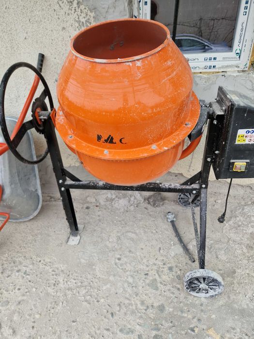 Betonieră de inchiriat