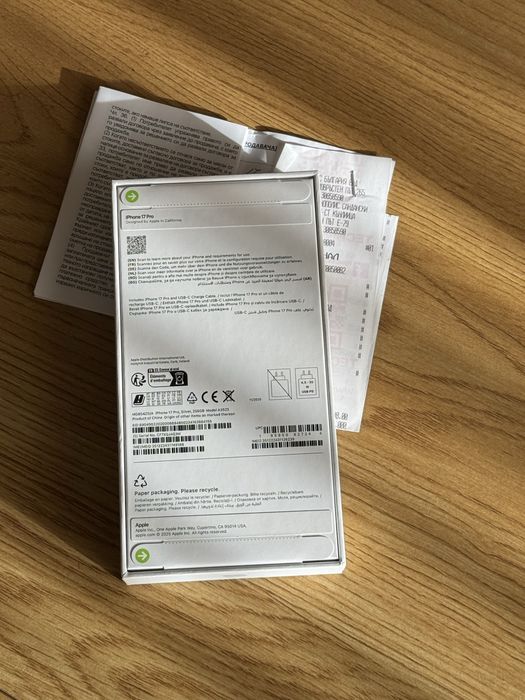 Бартер нов iphone 17 pro 256gb бял 24м гаранция