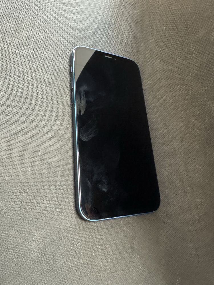iPhone 12 128gb - с дефект