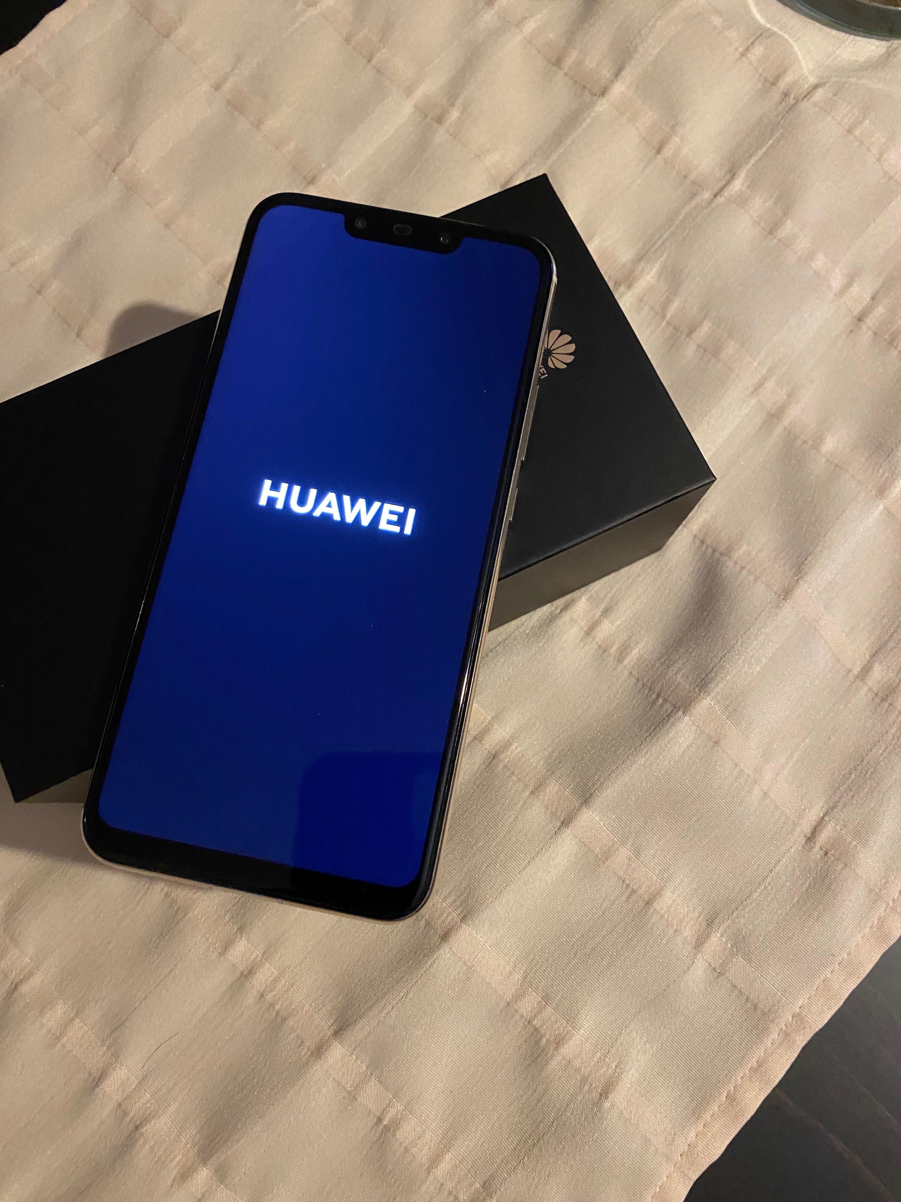 Huawei Mate 20 lite