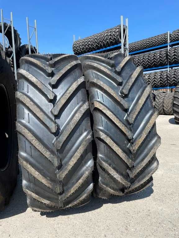 Cauciucuri noi radiale 650/65R42 pentru tractor spate marca NORTEC