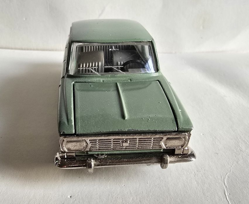 Продам модель Авто Москвич-412