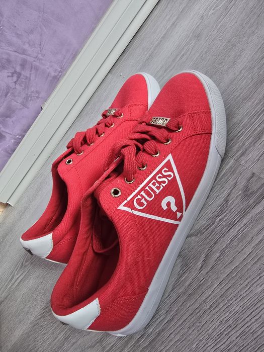 Guess Кецове Нови