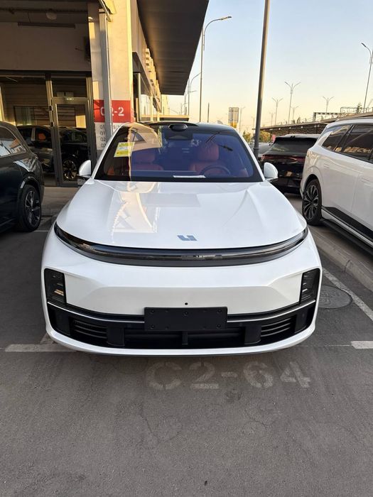 Lixiang 7 ultra Restyling oq keldi