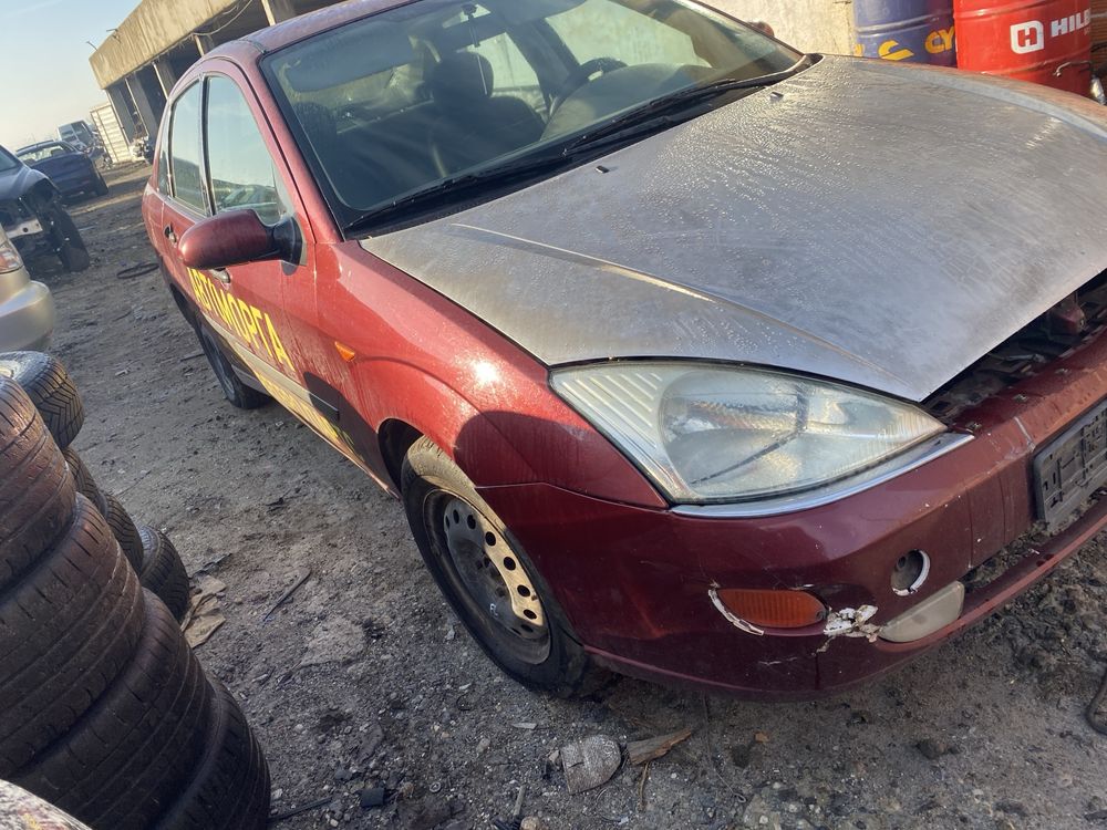ford focus 2000 1.8 на части