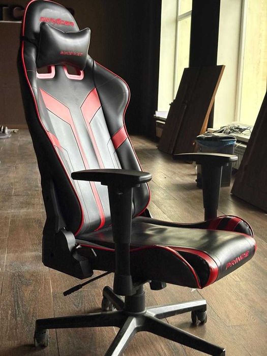 Продам кресла Dxracer Prince