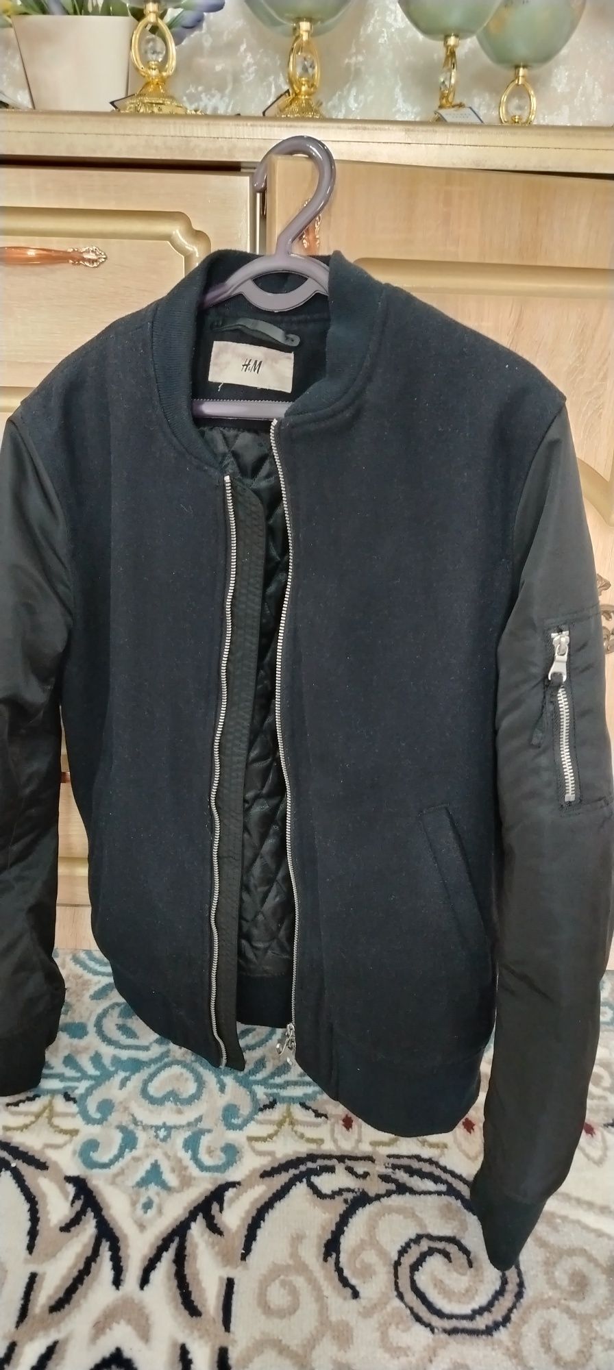 BOMBER Arginal H&M