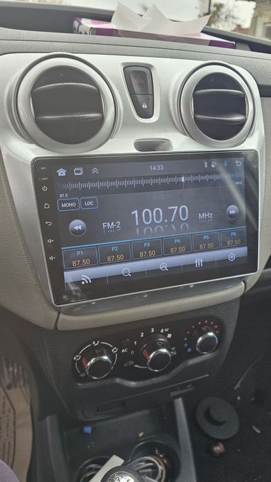 Vand Navigație Dacia