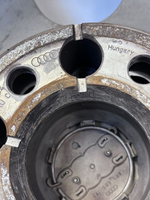 Ауди Q5 джанти със зимни гуми