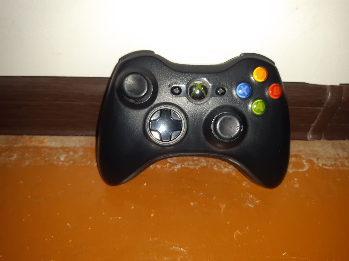 Xbox 360 500gb..