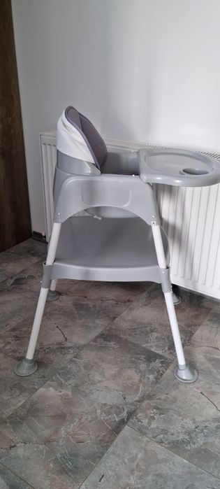 Scaun de masă bebe