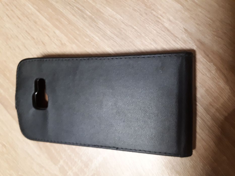 Черен кожен калъф за Samsung A 3 2016. 5 лв