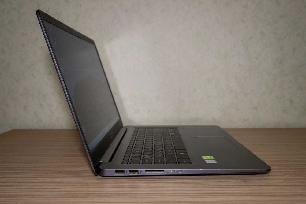 ASUS VivoBook S510UQ, i5-8250U, 12GB DDR4, 128GB + 1TB, NVIDIA 940MX