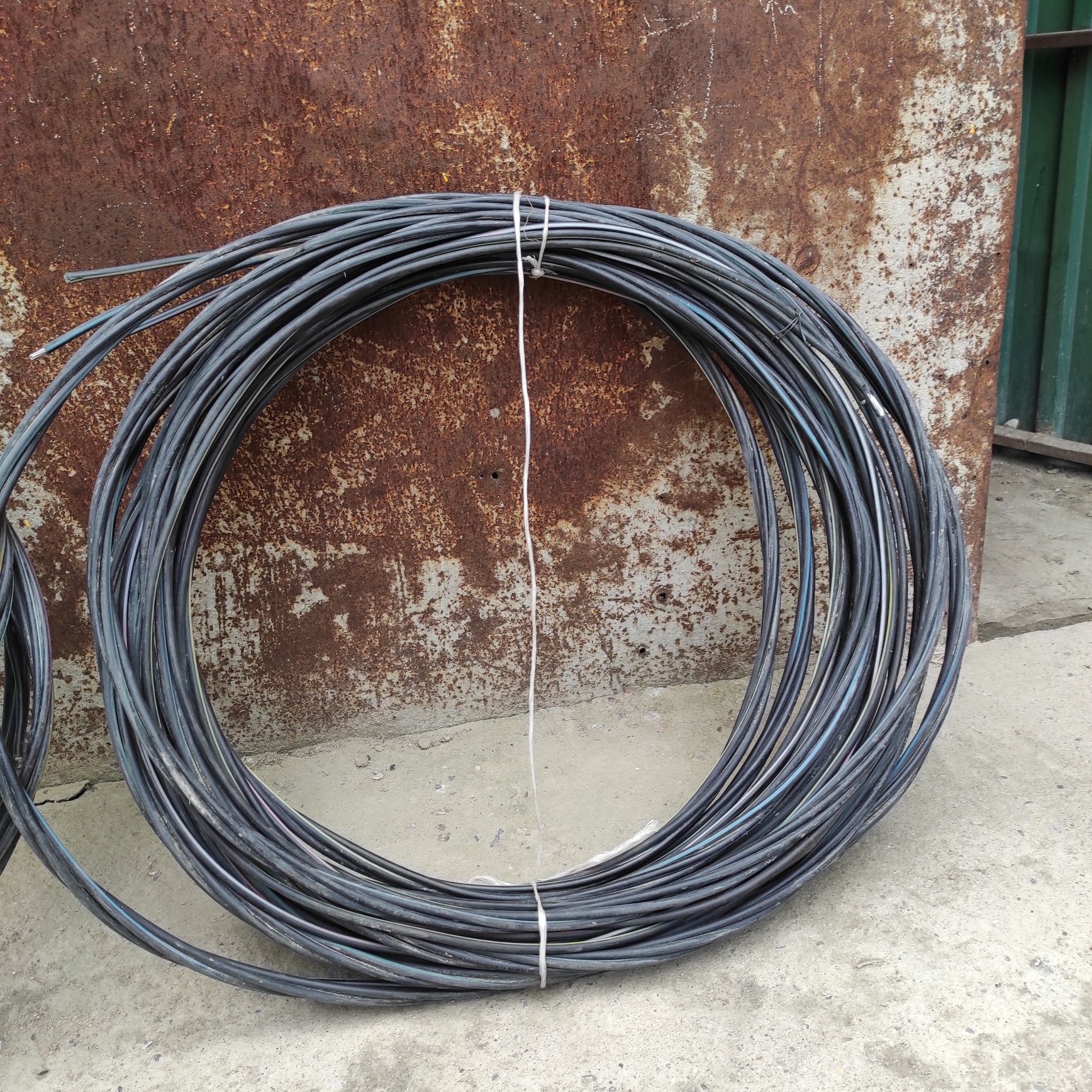 Алюминиевый кабель для столба