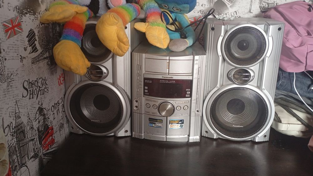 Музыкальный центр