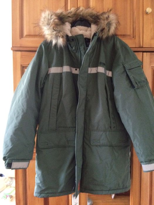 Мъжко кожено Pull Bear