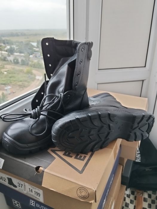 Продам берцы летние