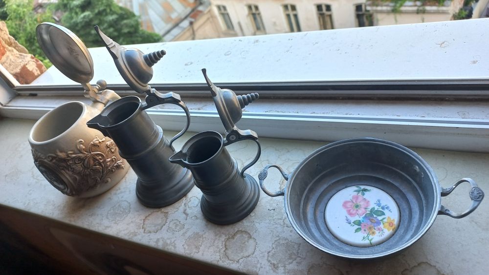 Halbe vechi cu capac din zinc/portelan