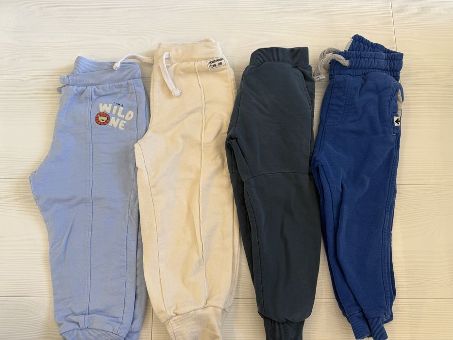 Панталони, блузи, комплекти за момче 98/104