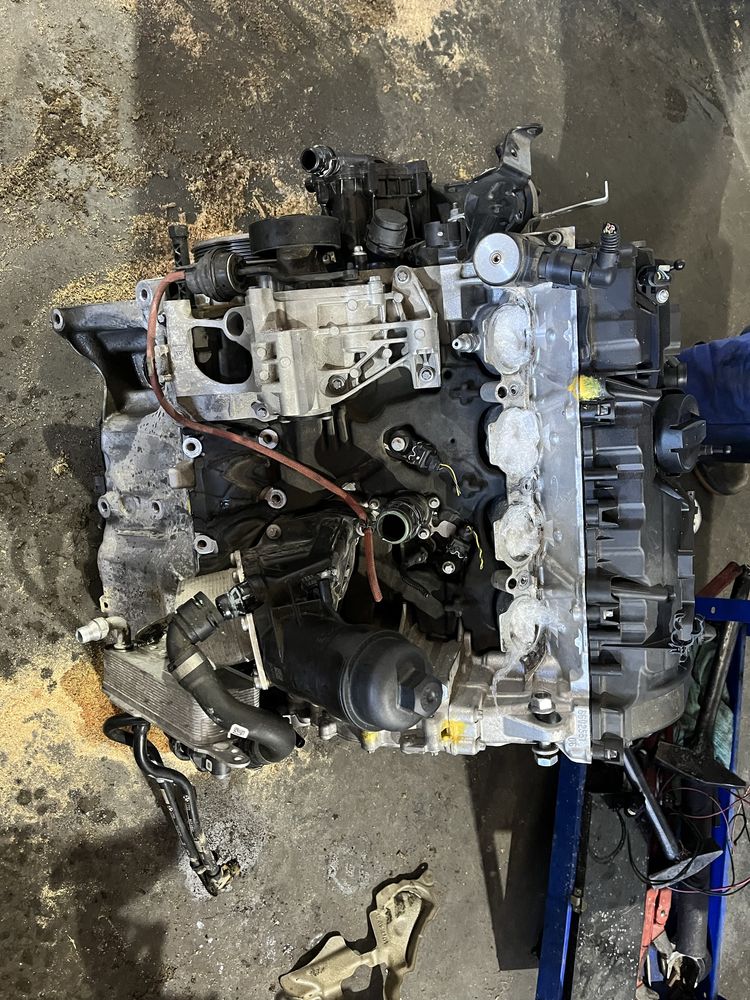 Двигател бмв Б48Б20Б 3.0и 252 коня ( dvigatel bmw B48B20B 3.0i 252 hp