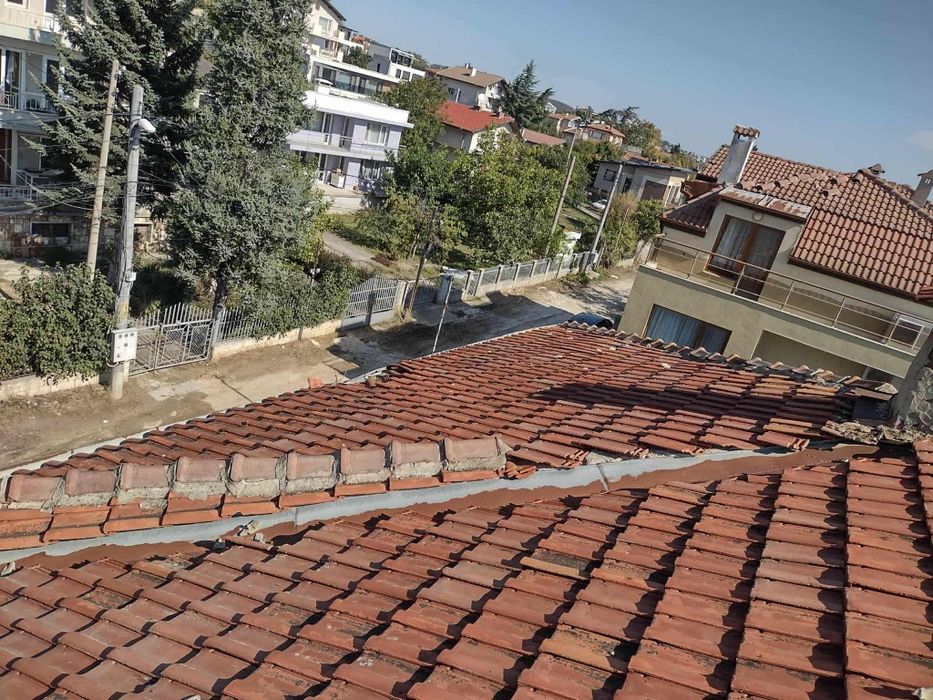 Частичен или цялостен ремонт на покриви