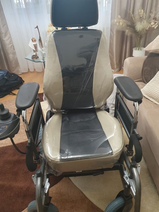 Vand carut electric  cu justic   nou