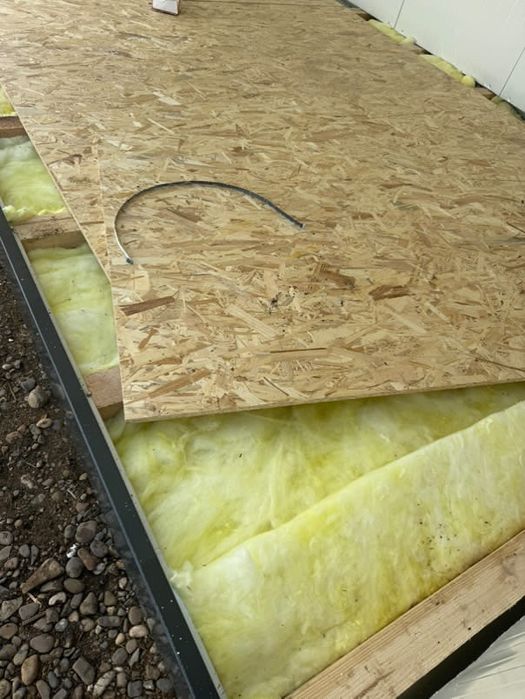 Vand container modulare la comanda