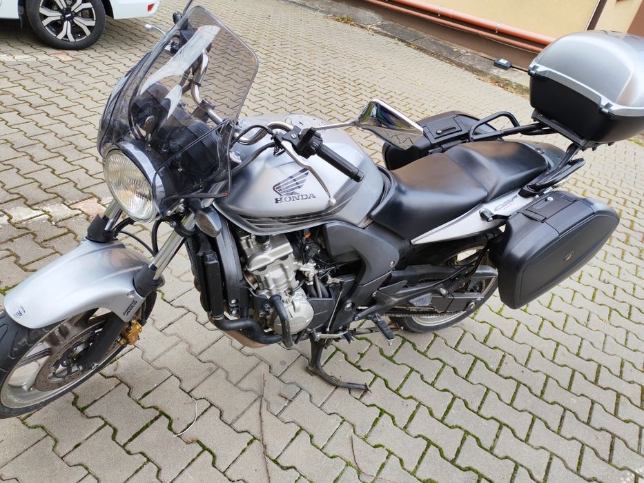 Motocicleta Honda CBF600