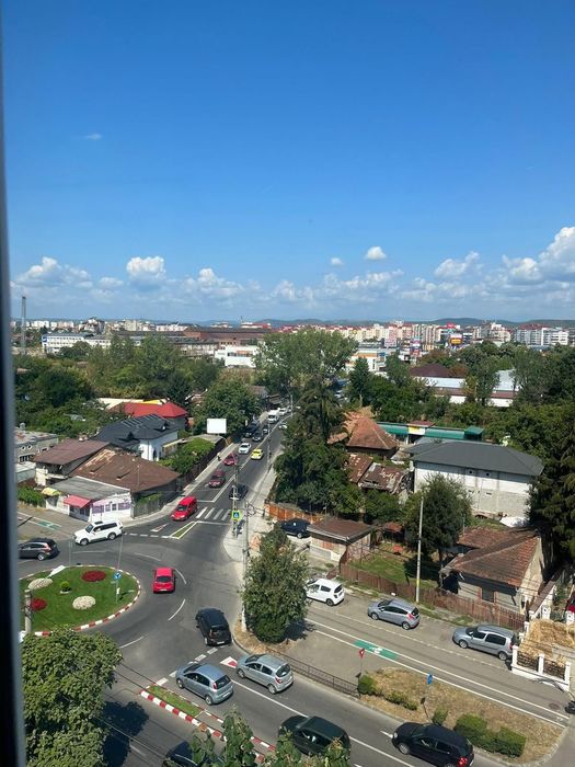 Ofer spre inchiriere garsoniera ZONA CFR