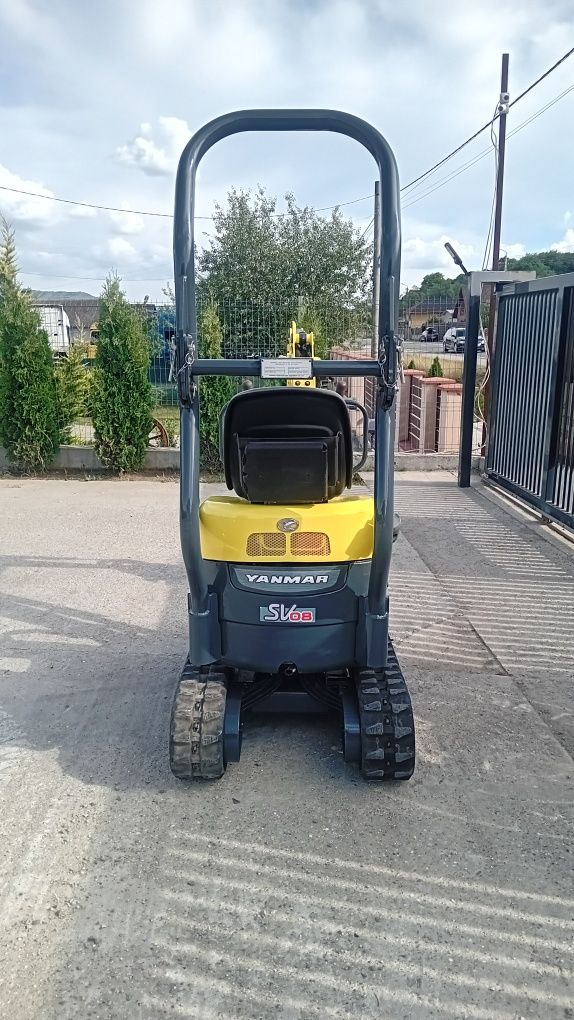 Miniexcavator Yanmar sv08 1000kg