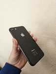 Iphone 8 64 GB + слушалки