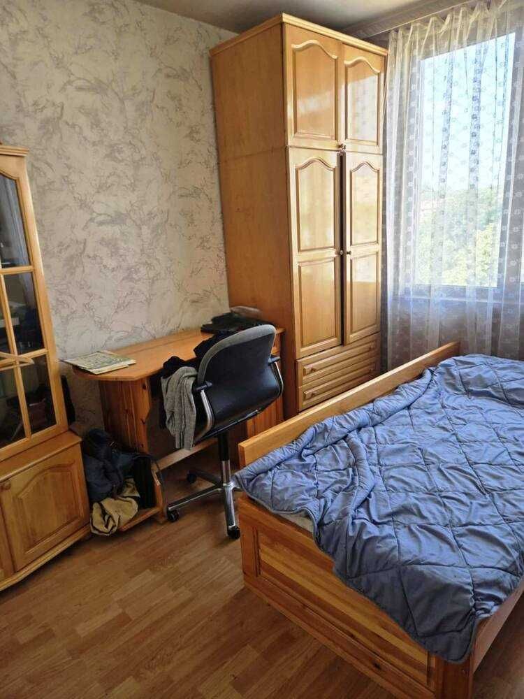Тристаен апартамент, Широк център