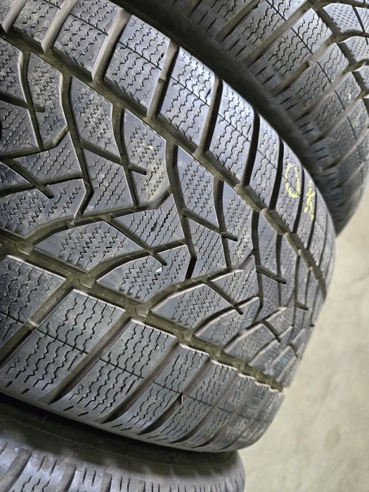 285/45/20//255/45/20 DUNLOP