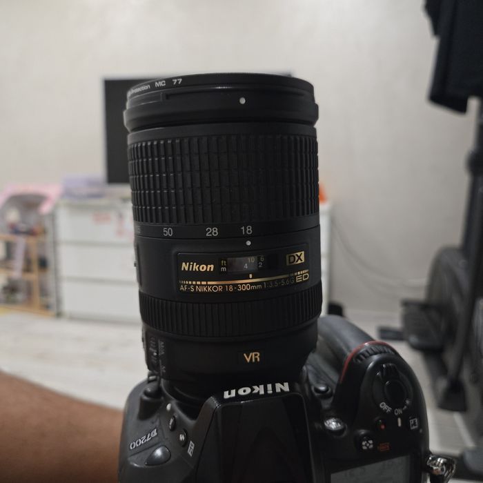 Nikon d7200 + af-s 18-300 G ED VR II