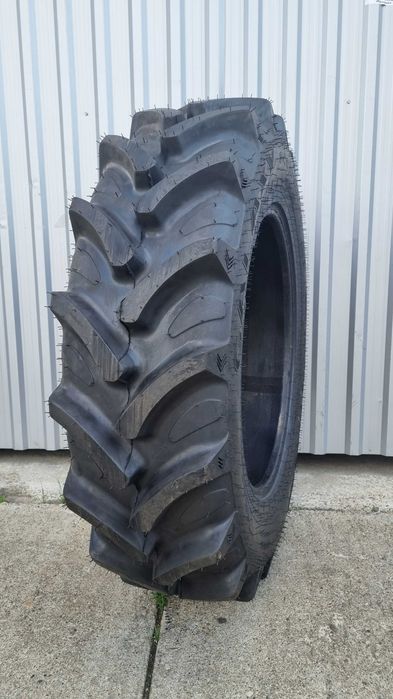 340/85 R28 anvelope RADIALE noi cauciucuri cu garantie 13.6-28