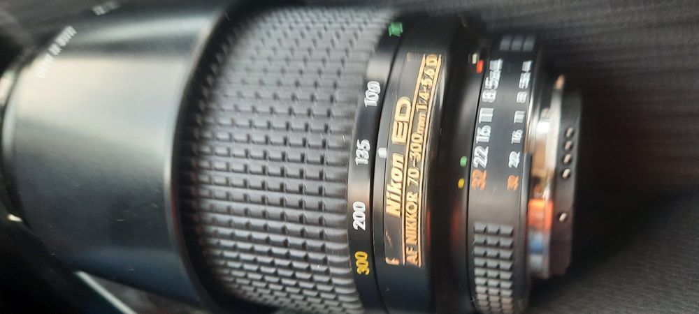 Фотообектив Nixon ed70-300mm