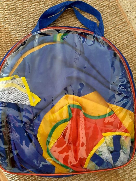 Продам Палатку -домик,