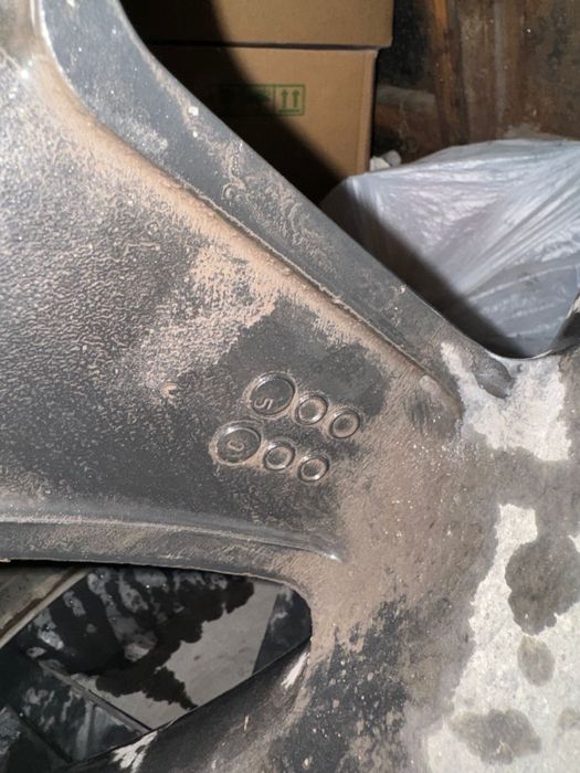 Продается диски вместе с шинами